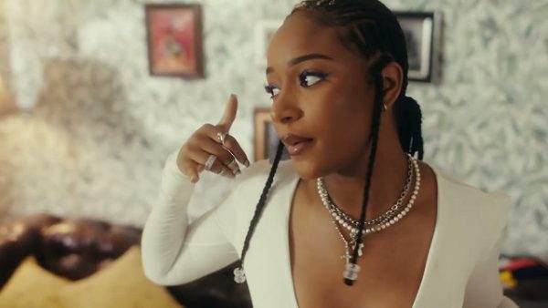 Iyanya Call ft. Ayra Starr Mp4 Download 