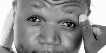 Ashiru Kusa – Daukar Pansa mp3 image