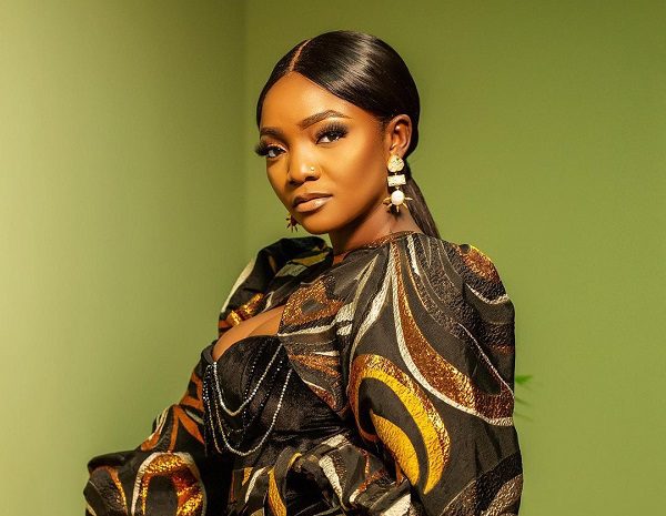 Simi reveals “To Be Honest” album tracklist