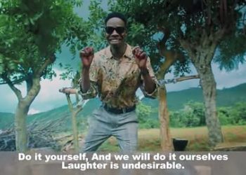 Ado Gwanja Warr Mp4 Download