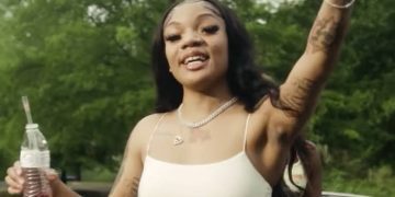 Ent.News: GloRilla Claps Back At Haters Criticizing Her Look: "Get Use To This Slim Body" 1 GloRilla Claps Back At Haters Criticizing Her Look: "Get Use To This Slim Body"