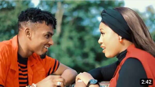 Kawu Dan Sarki Ft. Momee Gombe Alkibla Mp4 Download 