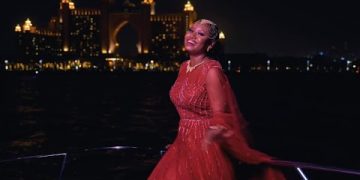 Momee Gombe Dangin Mutuwa Mp3 Download