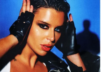 Nathy Peluso ESTÁS BUENÍSIMO Mp3 Download