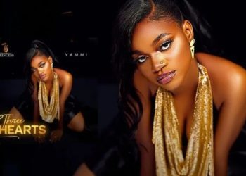 Yammi Three Hearts Zip Download