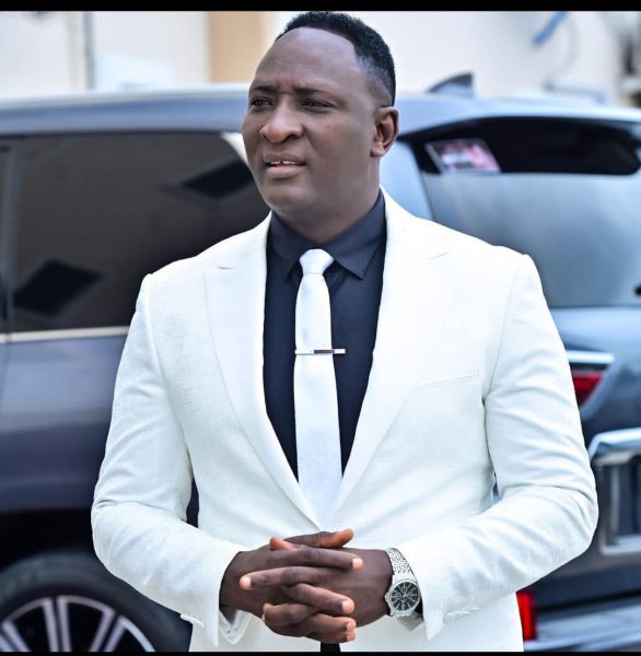 South African Prophet Jay Israel cries out to Senior Prophet Jeremiah Omoto Fufeyin of Mercy City for Forgiveness (Watch Video)