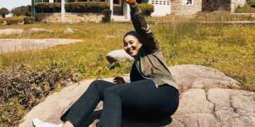 Auta Mg Boy Yarinyar Nan Mp3 Download