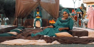 Dake Zanyi Rayuwa Latest Hausa Song Mp3 Download