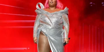 Ent.News: Singer Lizzo’s legal team blasts bombshell lawsuit filed by three of her former dancers