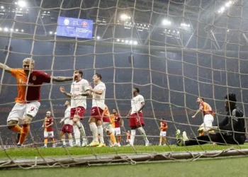 Heartbreaking footage emerges of Andre Onana after United draw