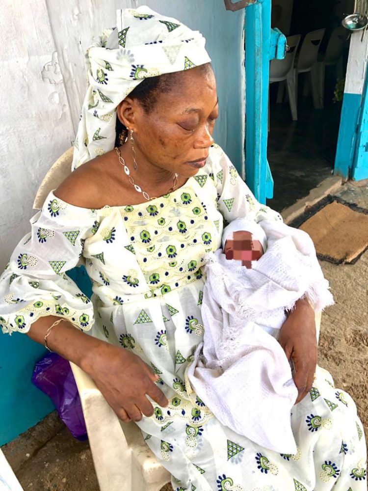News: Mubarak Sanyaolu: Parents Of Lagos Boy Killed By Stray Bullet Welcome Twins