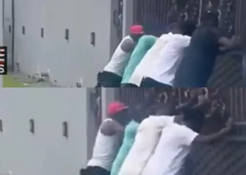 News: Many youths arrested as police repel attack on Rivers Speaker’s residence (video)