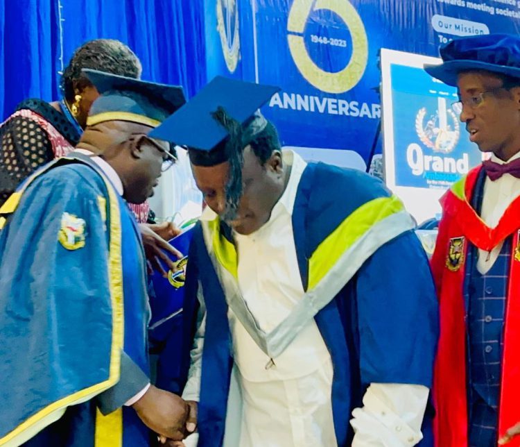 News: Saheed Osupa Graduates From University Of Ibadan