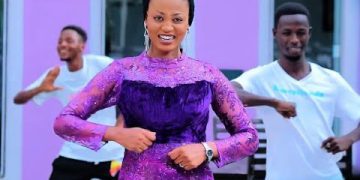 Zuchiyata Kece Sirri - Latest Hausa Song mp3 Download