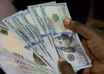 News: Naira exchanges at N1,382 per USD 42 Naira exchanges at N1,382 per USD