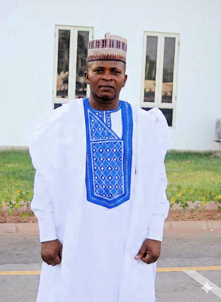MR PEN GOMBAWA